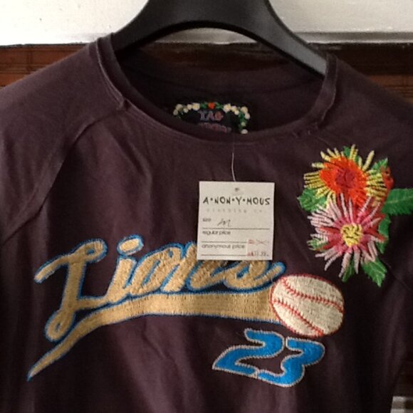 NWT Dark Gray Detailed Embroidered Long Sleeve Size M - Picture 3 of 5